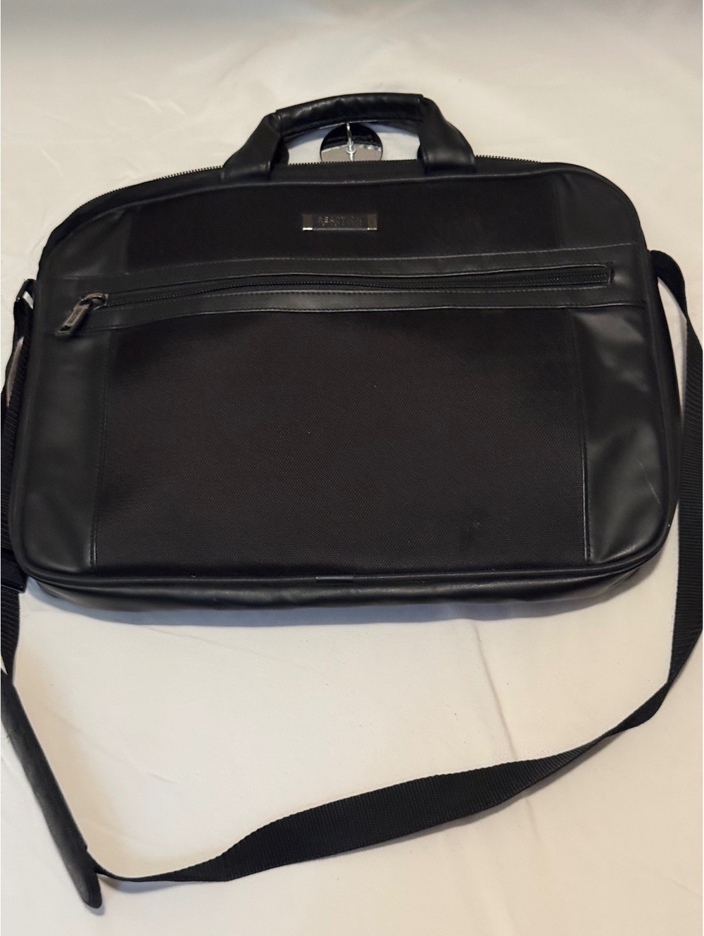 Kenneth Cole Reaction Black Tech Messenger Bag Laptop Case